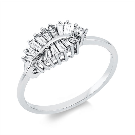 Ring 18 kt WG, 15 Trap. 0,22 ct, TW-vsi, 1 Brill. 0,05 ct, TW-si