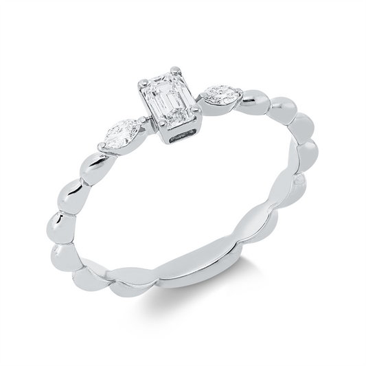 Ring 18 kt WG, 1 Sm.schliff 0,27 ct, TW-si, 2 Nav. 0,07 ct, TW-si