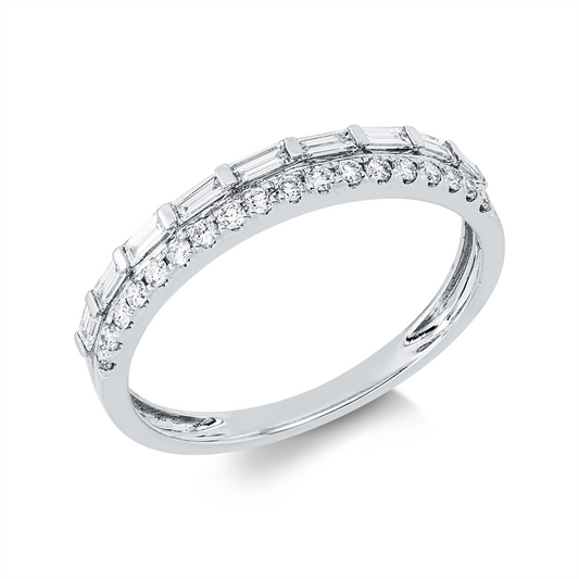 Ring 18 kt WG, 1 Bag. 0,03 ct, TW-si, 8 Bag. 0,20 ct, TW-si, 18 Brill. 0,16 ct, TW-si
