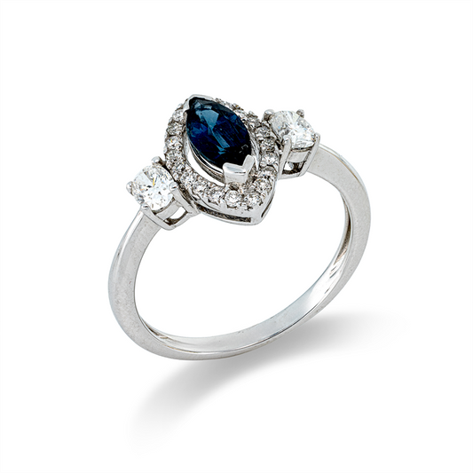 Ring 18 kt WG, 2 Oval 0,34 ct, F-si, 20 Brill. 0,15 ct, F-si, 1 Saphir 0,67 ct blau
