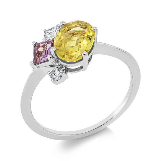 Ring 18 kt WG, 1 Brill. 0,12 ct, TW-si, 1 Brill. 0,07 ct, TW-si, 1 Saphir 1,44 ct gelb, 1 Saphir 0,27 ct pink