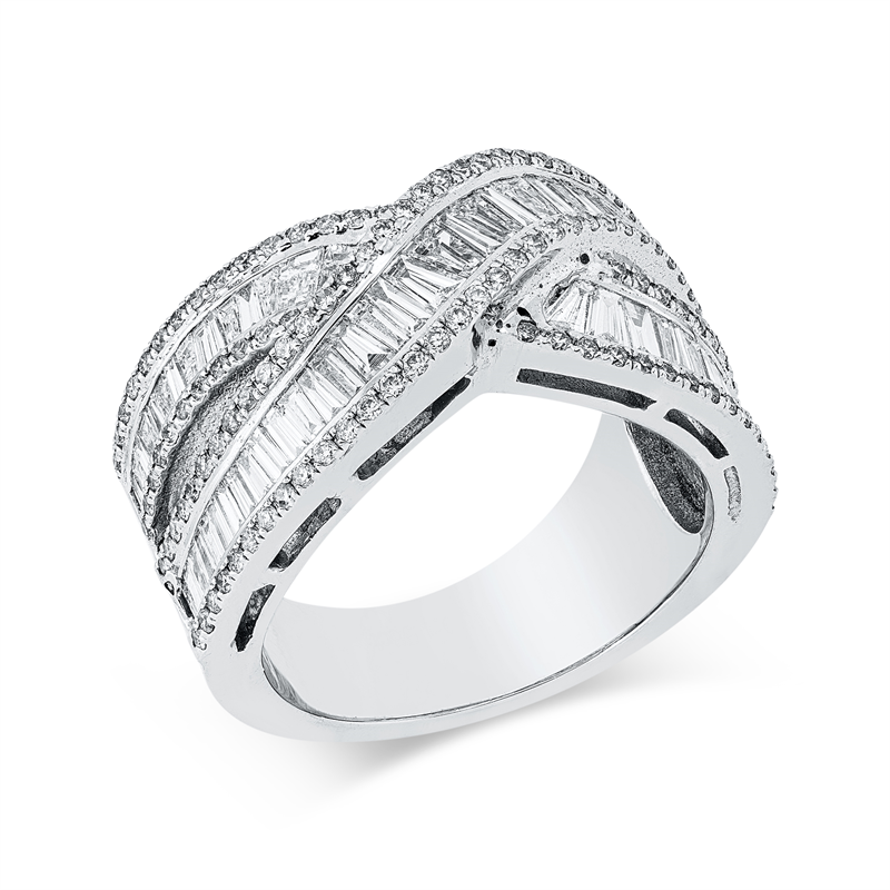 Ring 18 kt WG, 65 Trap. 1,11 ct, F-vsi, 122 Brill. 0,45 ct, F-si
