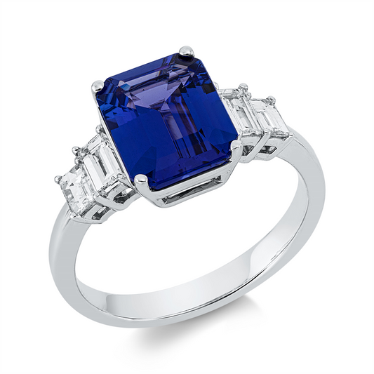 Ring 18 kt WG, 4 Bag. 0,55 ct, TW-si, 1 Tansanit 2,79 ct blau