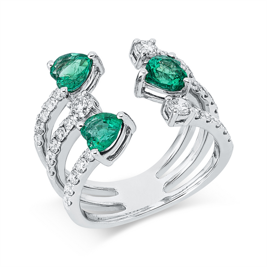 Ring 18 kt WG, 33 Brill. 0,92 ct, TW-si, 3 Smaragde 1,37 ct grün