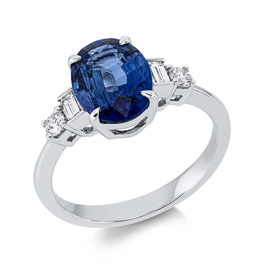 Ring 18 kt WG, 2 Bag. 0,11 ct, TW-si, 2 Brill. 0,13 ct, TW-si, 1 Saphir 2,75 ct blau