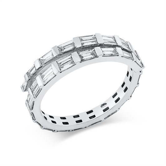 Ring 18 kt WG, 8 Bag. 0,36 ct, F-vsi, 38 Bag. 0,75 ct, F-vsi