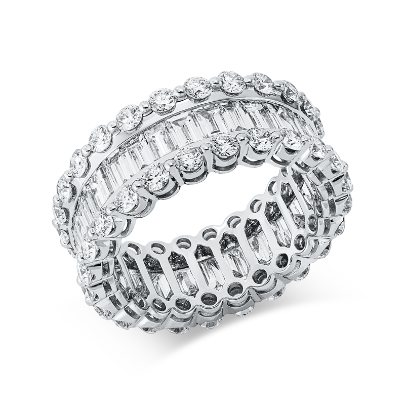 Ring 18 kt WG, 32 Bag. 2,62 ct, TW-si, 48 Brill. 2,10 ct, TW-si