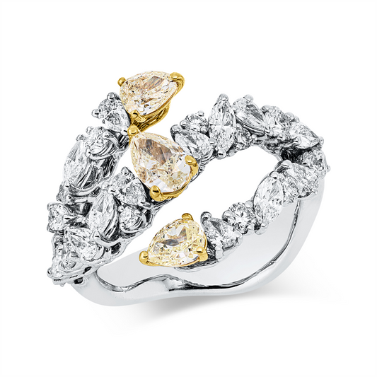 Ring 18 kt WG+GG, 4 Nav. 0,40 ct, 10 Tropfen 0,91 ct,14 Brill. 0,70ct, E-vsi/si, 3 Tropfen 1,15ct, gelb