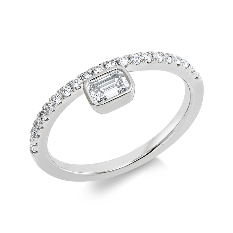 Ring 18 kt WG, 1 Sm.schliff 0,24 ct, TW-si, 21 Brill. 0,22 ct, TW-si