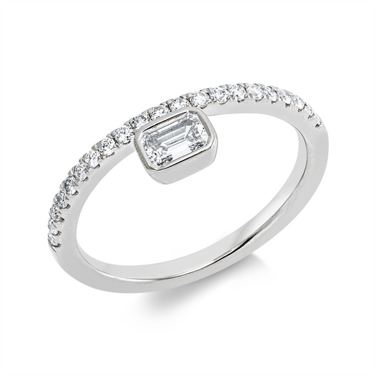 Ring 18 kt WG, 1 Sm.schliff 0,24 ct, TW-si, 21 Brill. 0,22 ct, TW-si
