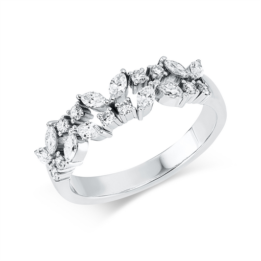 Ring 18 kt WG, 10 Nav. 0,43 ct, TW-si, 10 Brill. 0,18 ct, W-si