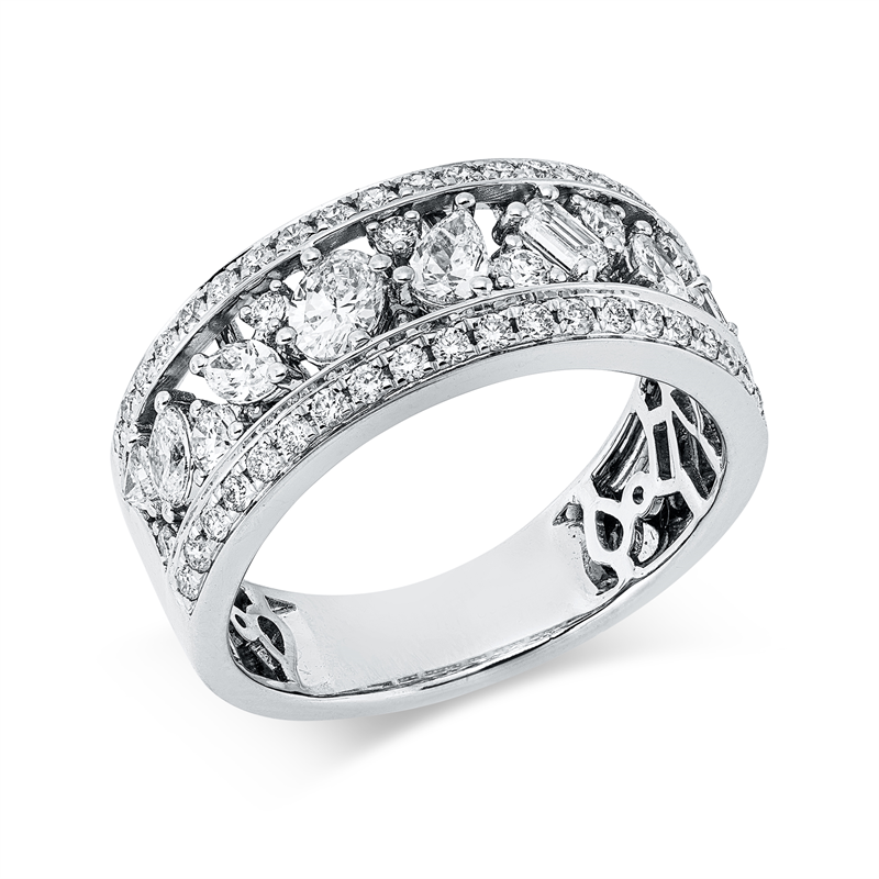 Ring 18 kt WG, 7 Brill. 0,10 ct, 1 Brill.0,05 ct, 1 Bag.0,09ct, 7 Fant-Schl.0,53 ct, 40 Brill.0,30ct, TW-si