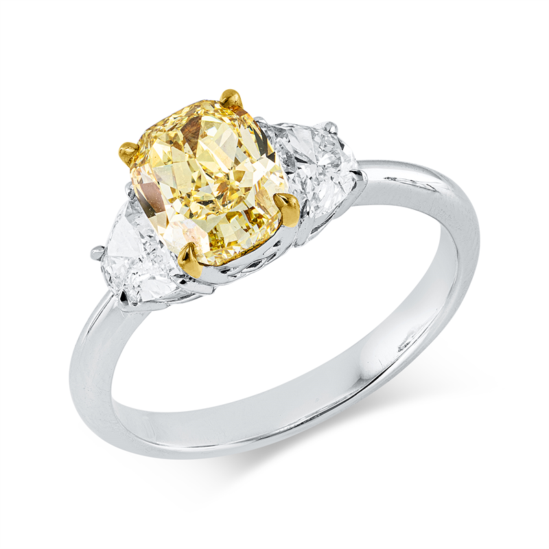 Ring 18 kt WG+GG, GIA 2175420715, 1 Cushion 1,69 ct, gelb-vs2, 2 Fant-Schl. 0,57 ct, F-si