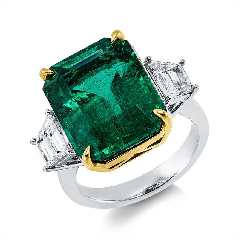 Ring 18 kt WG+GG, 2 Fant-Schl. 1,43 ct, TW-si, 1 Smaragd 12,51 ct grün