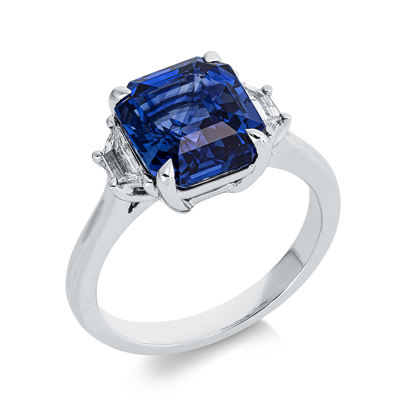 Ring 950 Pt WG+P950, GRS2026-031061, 2 Fant-Schl. 0,20 ct, TW-si, 1 Saphir 5,33 ct blau