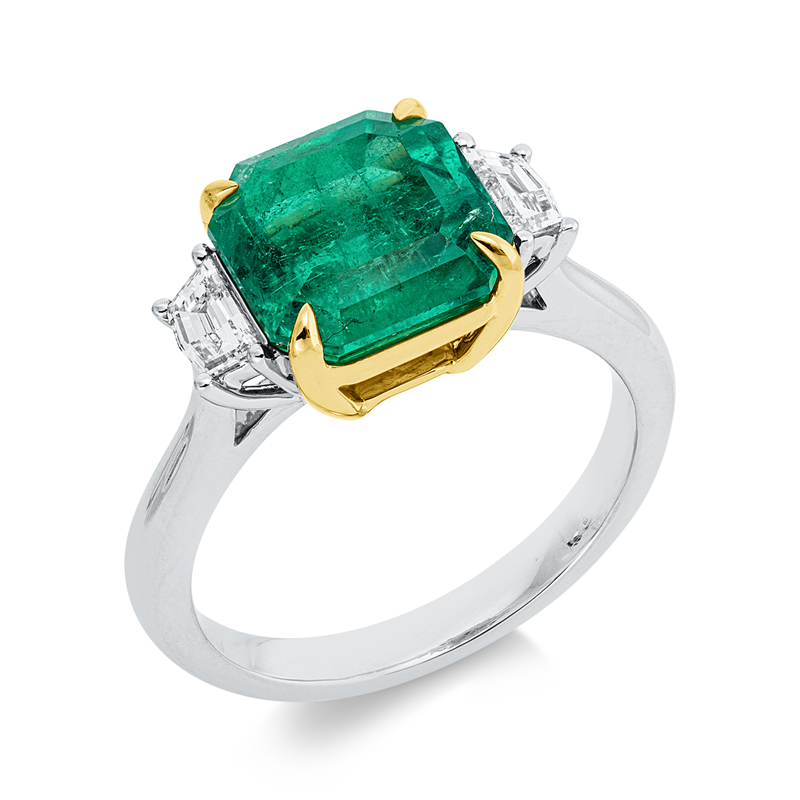Ring 950 Pt GP, GRS2026-030514, 2 Fant-Schl. 0,37 ct, TW-si, 1 Smaragd 4,04 ct grün