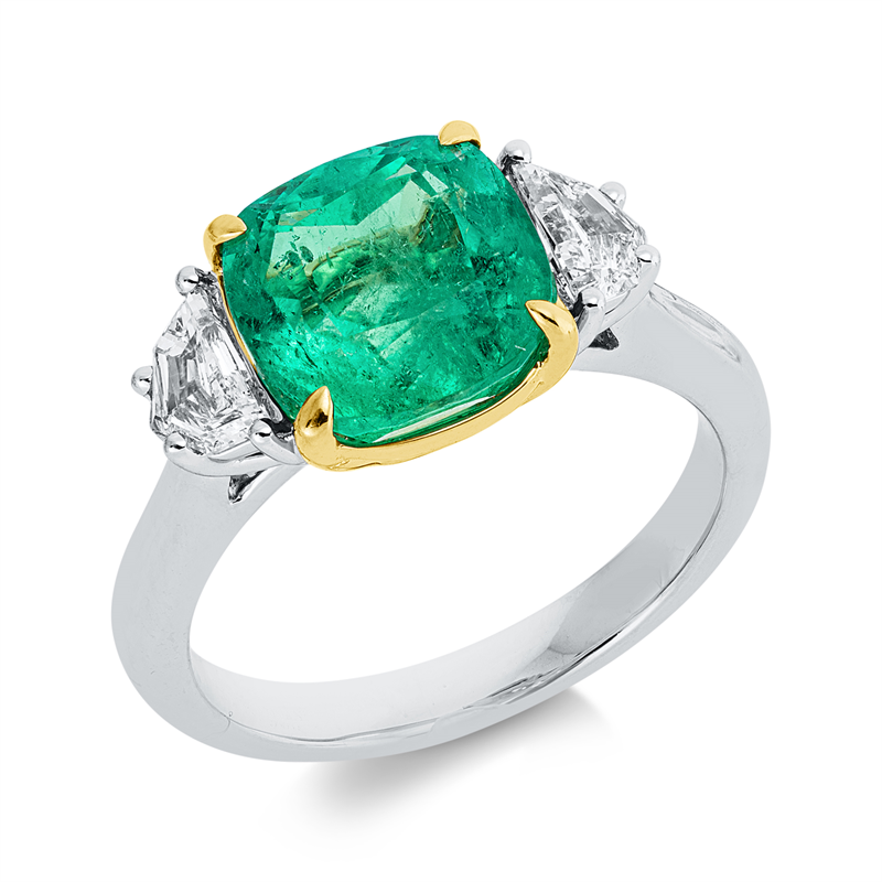 Ring 950 Pt GP, GRS2026-030510, 2 Fant-Schl. 0,48 ct, TW-si, 1 Smaragd 3,85 ct grün