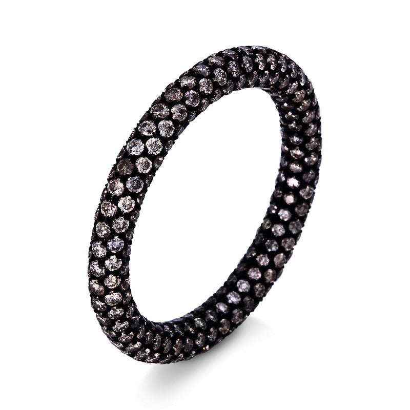Ring 18 kt WG, schwarz rhodiniert, 338 Brill. 1,91 ct, braun
