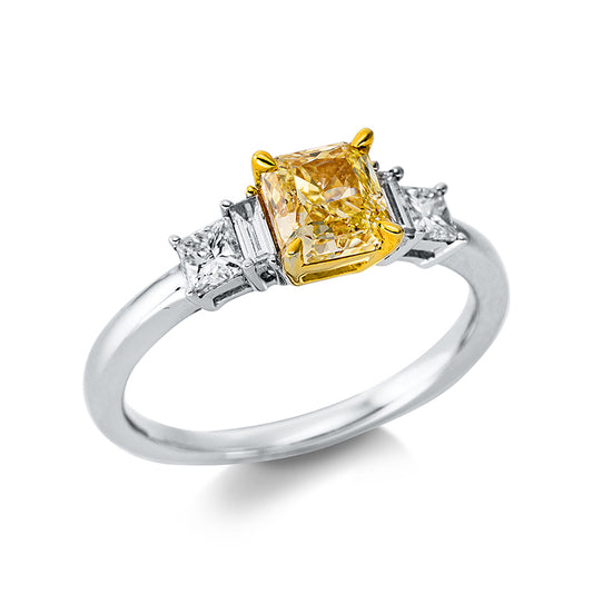 Ring 18 kt WG+GG, GIA 6325062249, 2 Princ. 0,33 ct, TW-si, 1 Cushion 1,00 ct, gelb-si1, 2 Bag. 0,10 ct, TW-si