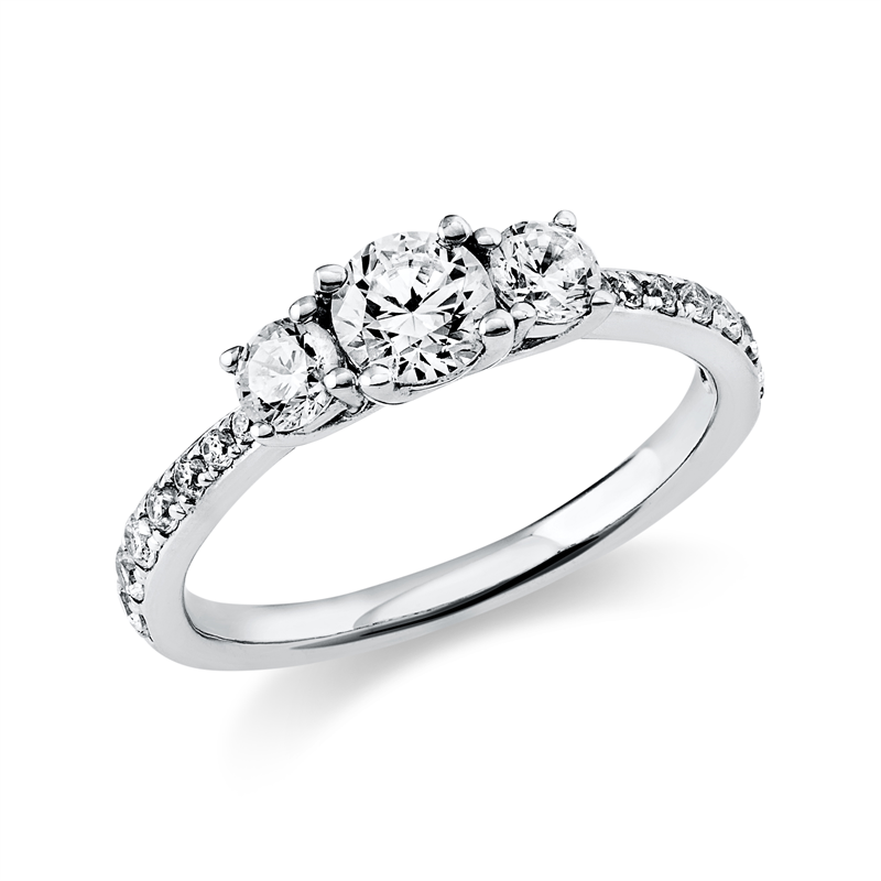Ring 14 kt WG, GIA6372733423, 2 Brill. 0,31 ct, TW-si, 1 Brill. 0,40 ct, TW-si, 14 Brill. 0,23 ct, TW-si