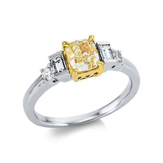 Ring 18 kt WG+GG, GIA 5386881878, 2 Bag. 0,27 ct, TW-si, 2 Brill. 0,13 ct, TW-si, 1 Cushion 1,00 ct, gelb