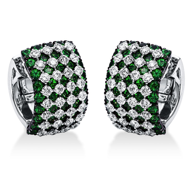 Creolen 18 kt WG, 64 Brill. 3,01 ct, TW-vsi, 90 Tsavorith 5,43 ct grün