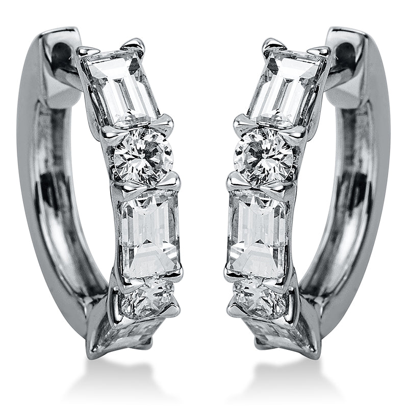 Creolen 18 kt WG, 6 Bag. 0,47 ct, TW-vsi, 4 Brill. 0,16 ct, TW-vsi