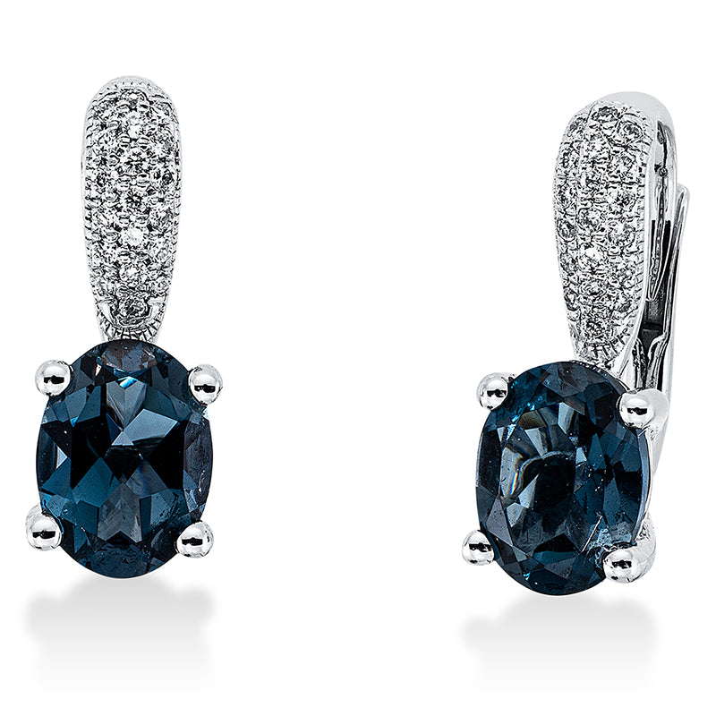 Ohrschmuck 18 kt WG, 40 Brill. 0,15 ct, TW-si, 2 Topase 3,20 ct Lond. blue
