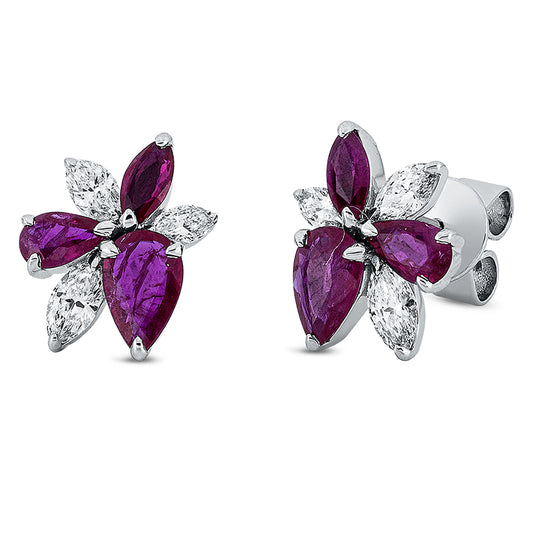 Ohrstecker 18 kt WG, 6 Nav. 0,50 ct, TW-si, 4 Rubine 1,14 ct rot, 2 Rubine 0,26 ct rot