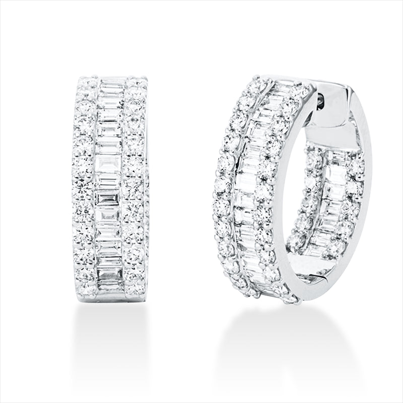 Creolen 18 kt WG, 44 Bag. 2,03 ct, TW-si, 68 Brill. 2,37 ct, TW-si