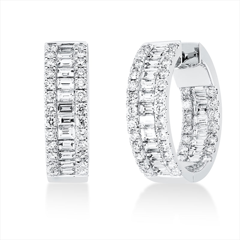 Creolen 18 kt WG, 42 Bag. 1,77 ct, TW-si, 80 Brill. 1,34 ct, TW-si