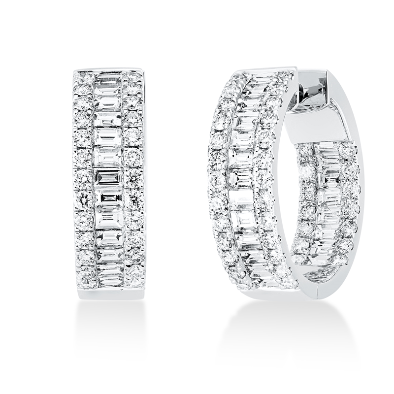 Creolen 18 kt WG, 42 Bag. 1,77 ct, TW-si, 80 Brill. 1,34 ct, TW-si