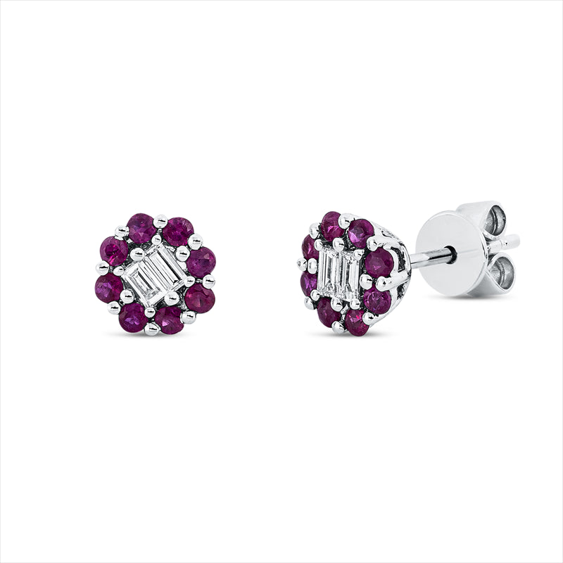 Ohrstecker 18 kt WG, 4 Bag. 0,10 ct, TW-vsi/si, 16 Rubine 0,34 ct rot