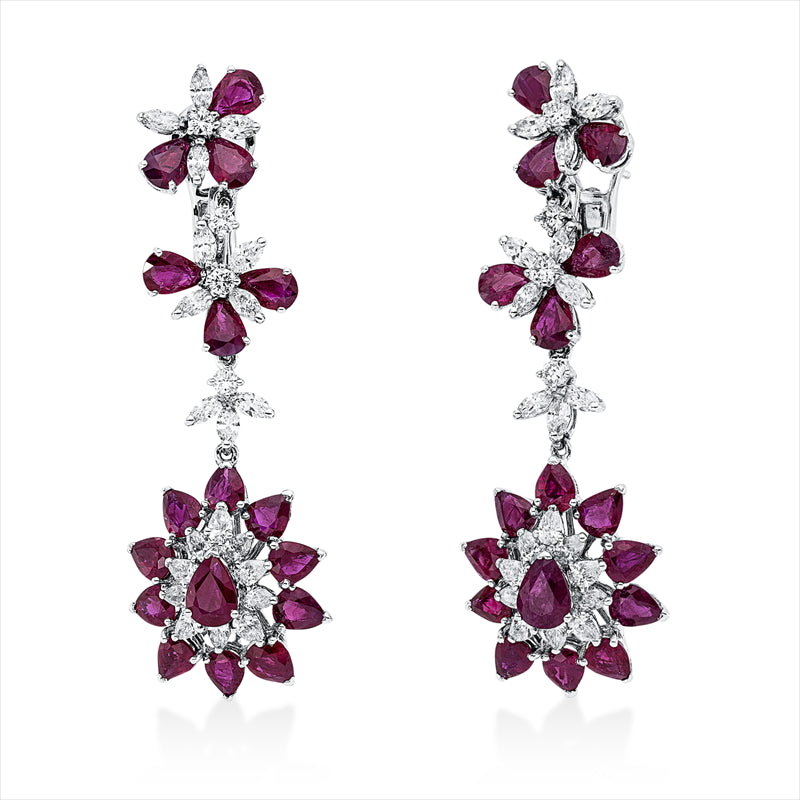 Ohrschmuck 18 kt WG, 42 Brill. 3,02 ct, TW-vsi/si, 8 Brill. 0,47 ct, TW-vsi/si, 34 Rubine 15,76 ct rot