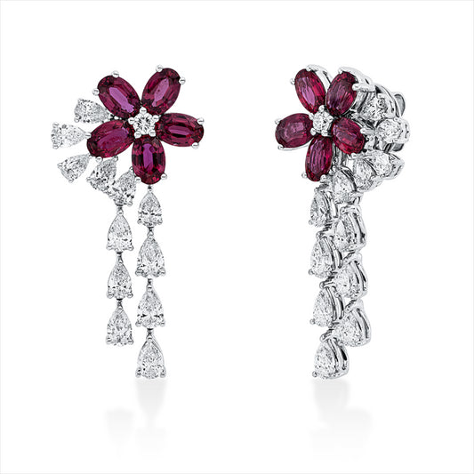 Ohrschmuck 18 kt WG, 24 Tropfen 3,70 ct, TW-vsi/si, 2 Brill. 0,15 ct, TW-vsi/si, 10 Rubine 5,49 ct rot