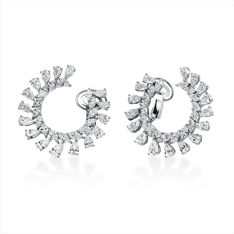 Ohrschmuck 18 kt WG, 32 Tropfen 5,72 ct, F-si, 32 Nav. 3,53 ct, F-si