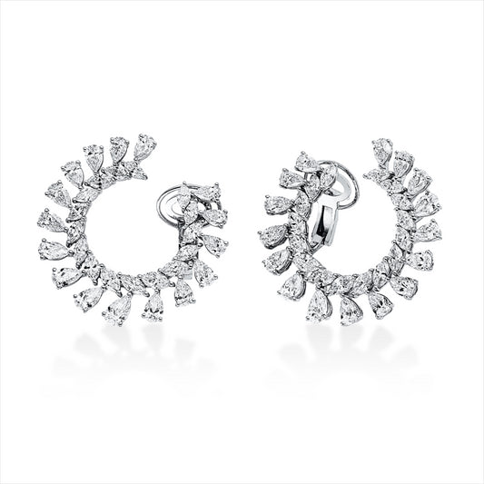 Ohrschmuck 18 kt WG, 32 Tropfen 5,72 ct, F-si, 32 Nav. 3,53 ct, F-si