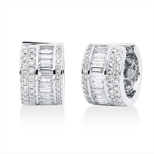 Creolen 18 kt WG, 24 Bag. 1,12 ct, TW-vsi, 64 Brill. 0,60 ct, TW-vsi