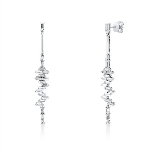 Ohrschmuck 18 kt WG, 6 Trap. 0,50 ct, TW-vsi, 32 Bag. 1,74 ct, TW-vsi, 4 Brill. 0,11 ct, TW-si