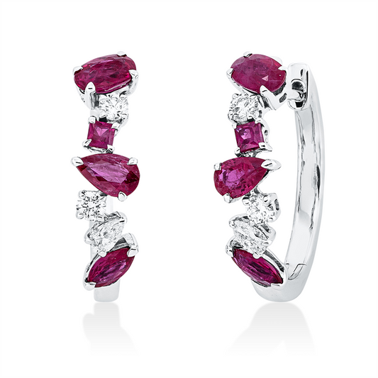 Creolen 18 kt WG, 2 Tropfen 0,11 ct, TW-si, 4 Brill. 0,17 ct, TW-si, 8 Rubine 1,43 ct rot