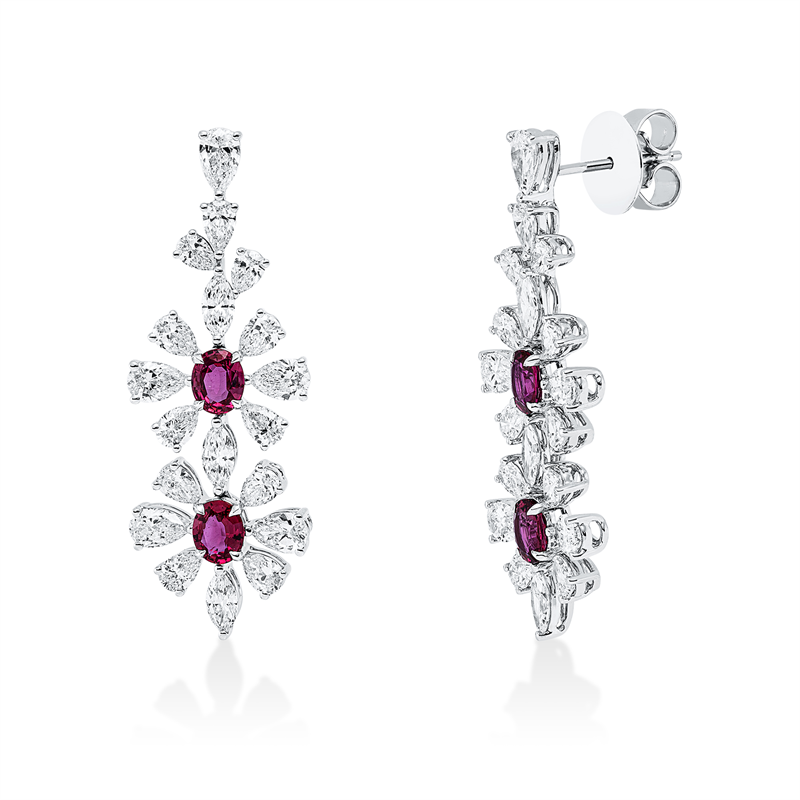 Ohrschmuck 18 kt WG, 6 Nav. 0,72 ct, F-vvs/vs, 32 Tropfen 4,04 ct, F-vvs/vs, 4 Rubine 1,64 ct rot
