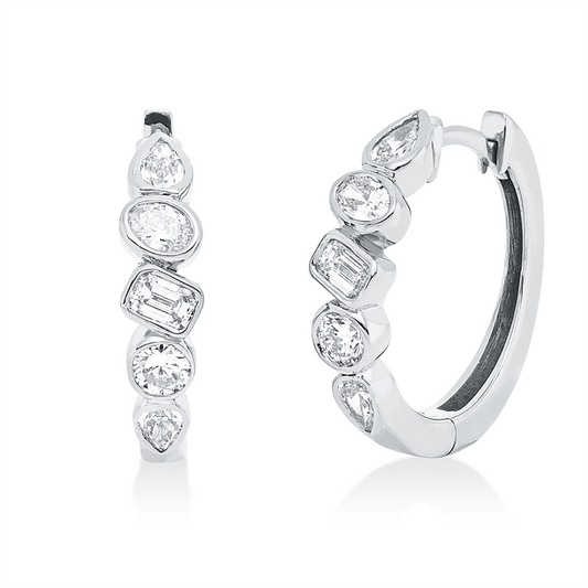 Creolen 18 kt WG, 2 Sm.schliff 0,16 ct, TW-si, 4 Tropfen 0,32 ct, TW-si, 2 Oval 0,16 ct, TW-si, 2 Brill. 0,16 ct, TW-si