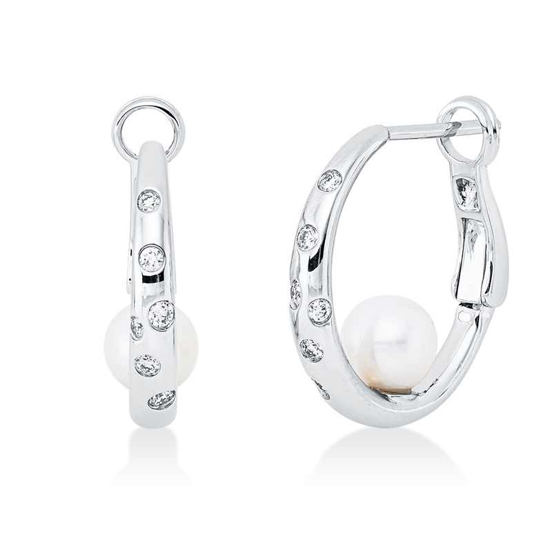 Creolen 14 kt WG, 12 Brill. 0,18 ct, TW-si, 2 SW weiß
