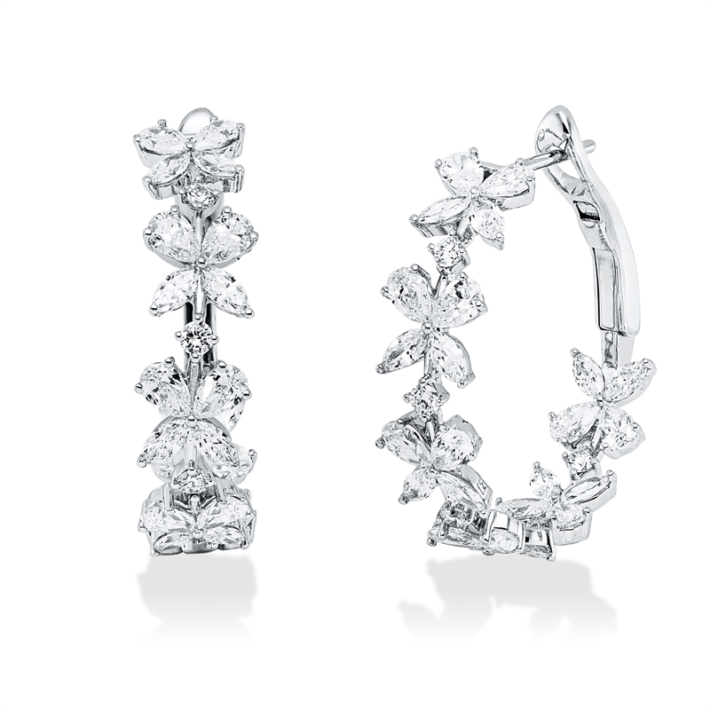 Creolen 18 kt WG, 24 Nav. 0,77 ct, TW-si, 24 Tropfen 1,48 ct, TW-si, 10 Brill. 0,19 ct, TW-si