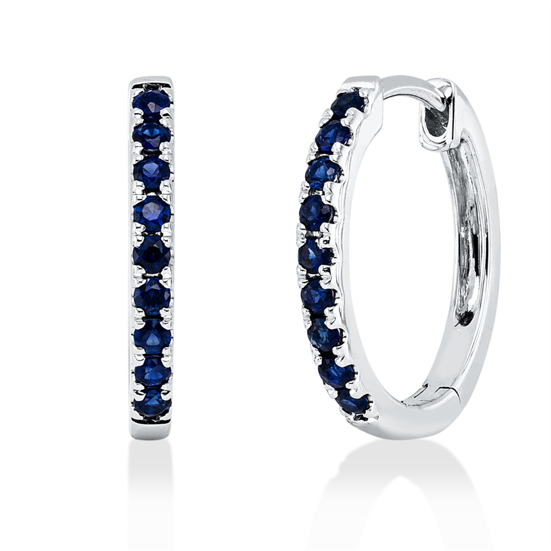 Creolen 18 kt WG, 18 Saphire 0,40 ct blau