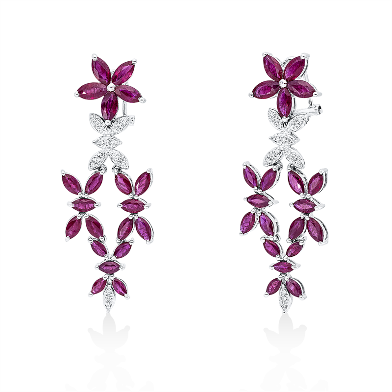 Ohrschmuck 18 kt WG, 36 Brill. 0,19 ct, F-si, 40 Rubine 10,45 ct rot