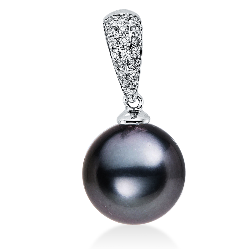 Anhänger 18 kt WG, 19 Brill. 0,06 ct, W-si, 1 TA dunkel 10 mm