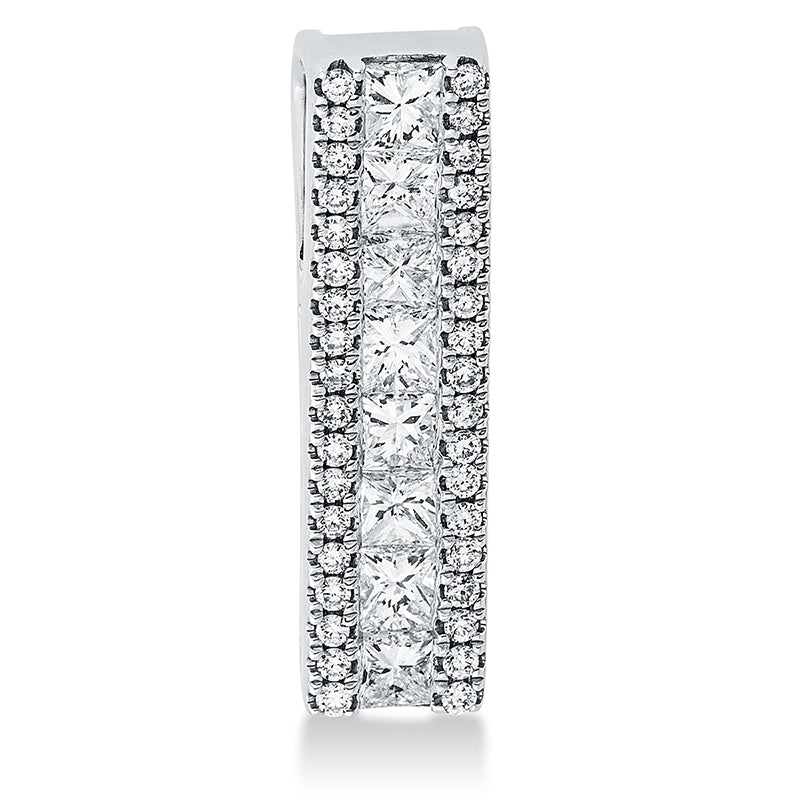 Anhänger 18 kt WG, 8 Princ. 0,56 ct, TW-vsi, 36 Brill. 0,14 ct, TW-si