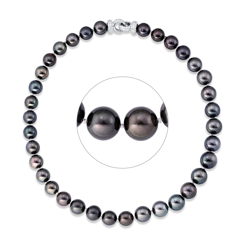 Collier 18 kt WG, 216 Brill. 4,30 ct, TW-vsi, 35 TA grün 13-15,5 mm