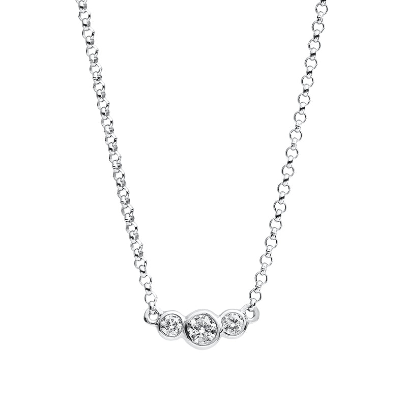 Collier 14 kt WG, ZwiÖsen bei 40.5 und 41.5 cm, 3 Brill. 0,08 ct, TW-si